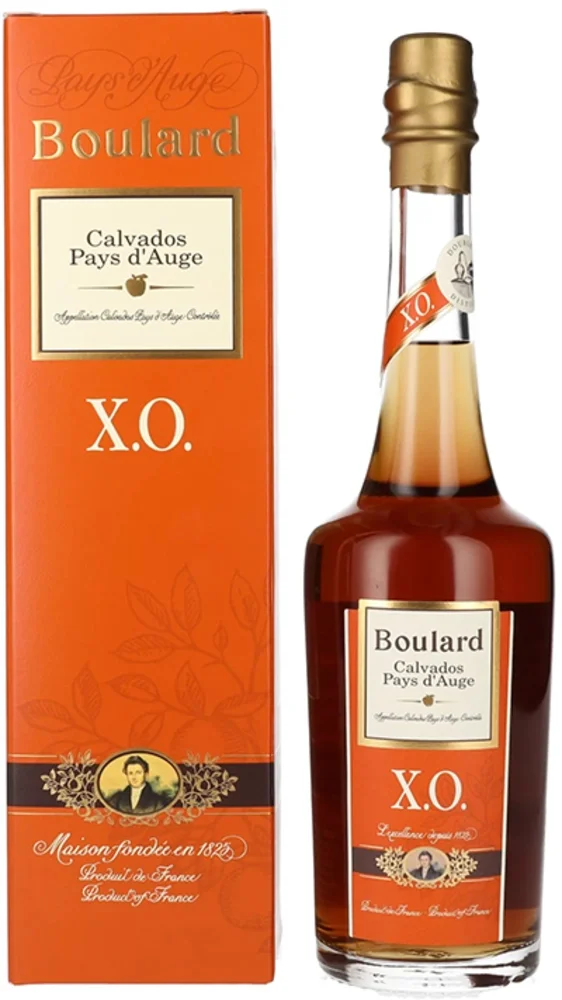 Voćna rakija Calvados Boulard Pays d'Auge XO + GB 0,7 l