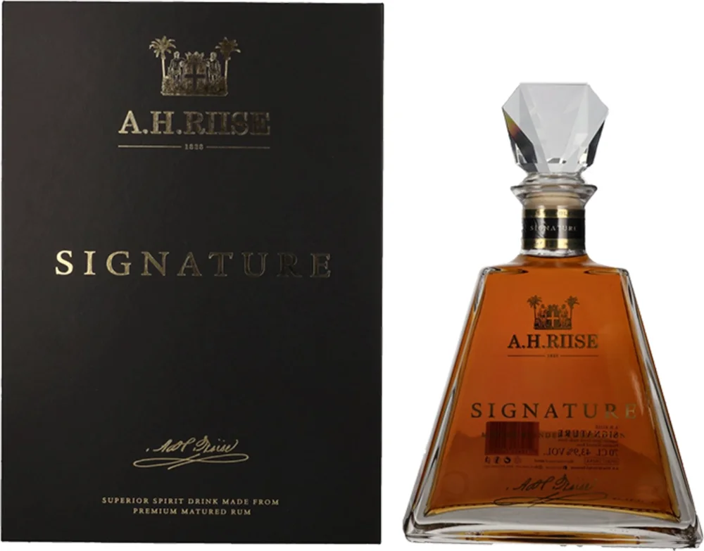 Rum A.H. Riise SIGNATURE Master Blender + GB 0,7 l